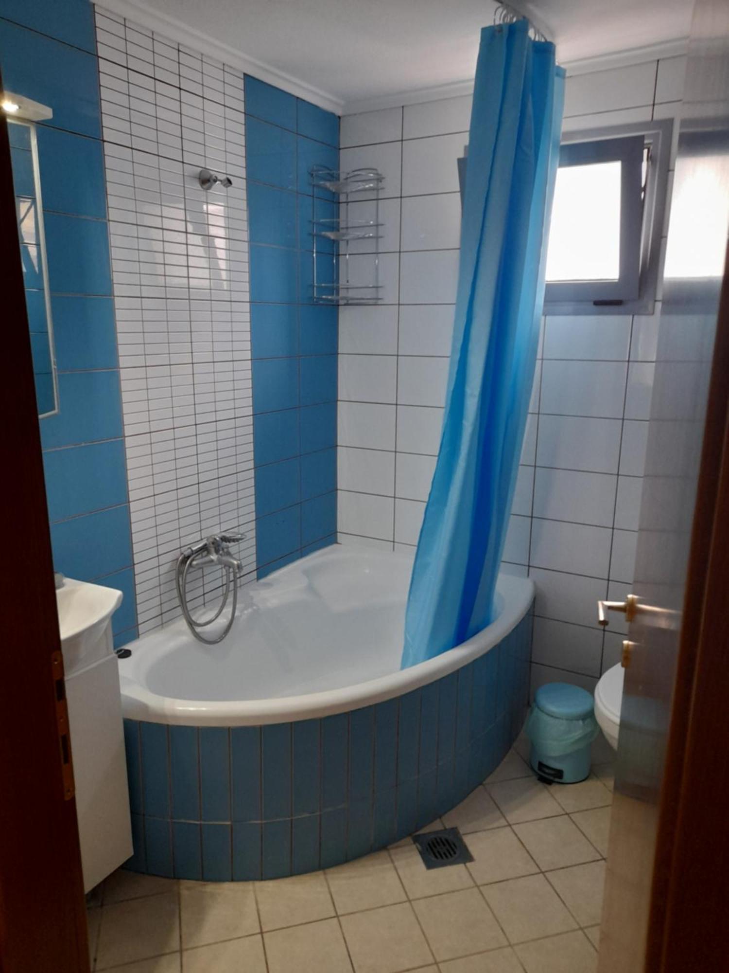 Dominikis Appartment Néa Péramos Zewnętrze zdjęcie